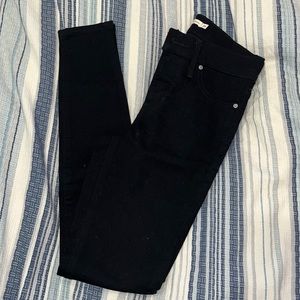 NWOT Levi’s 310 Shaping Super Skinny Black Jean
